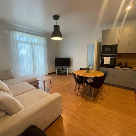 4 Rooms Apartmet In Раквере Экстерьер фото